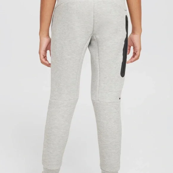 Nike Tech Fleece sweatsuit - Picture 5 of 7